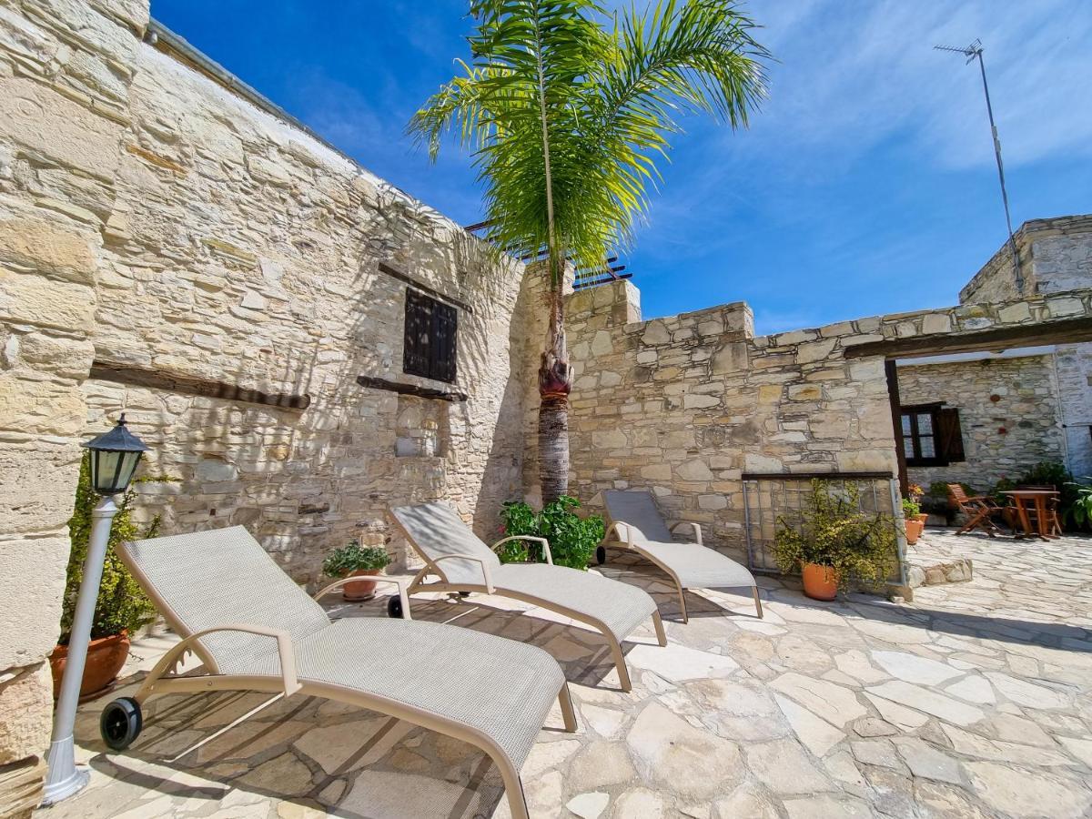 Апартаменты Athena'S Pool Oasis Скарину Экстерьер фото